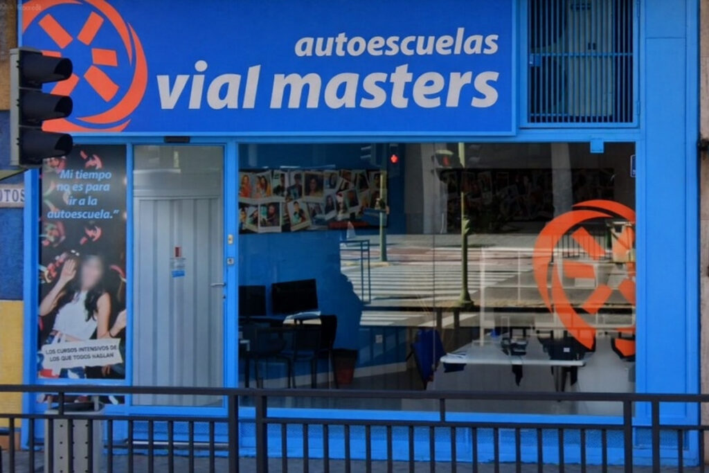 Fachada de Autoescuela Vial Masters en Juan Carlos I, Talavera de la Reina
