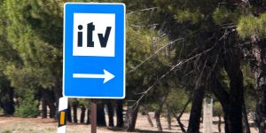 ITV indicación - Autoescuelas Vial Masters